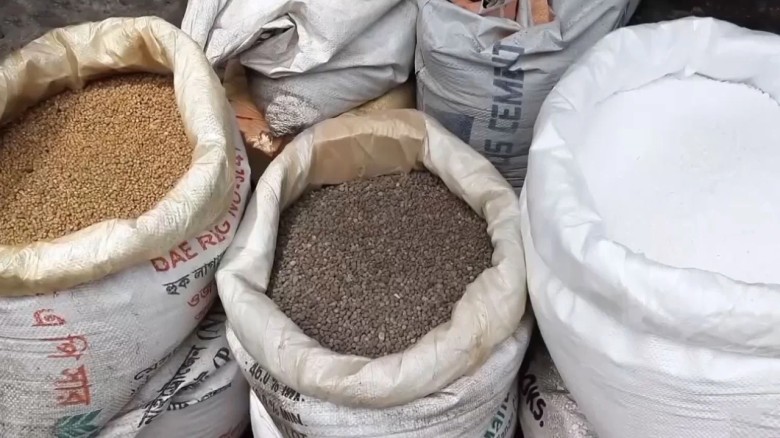 সার নিয়ে নতুন সিদ্ধান্ত, কৃষক-ডিলারদের জন্য নতুন নির্দেশনা